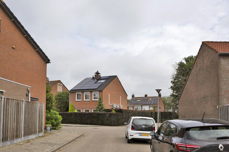 Lindenplantsoen 7, 4744 CD Bosschenhoofd, Nederland