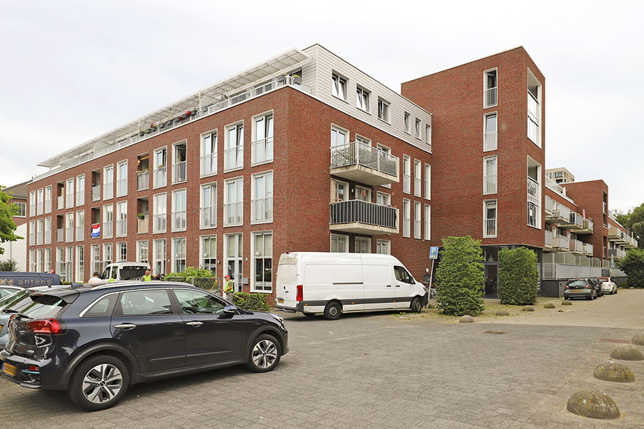 private-rentals for rent on Chabotstraat 13