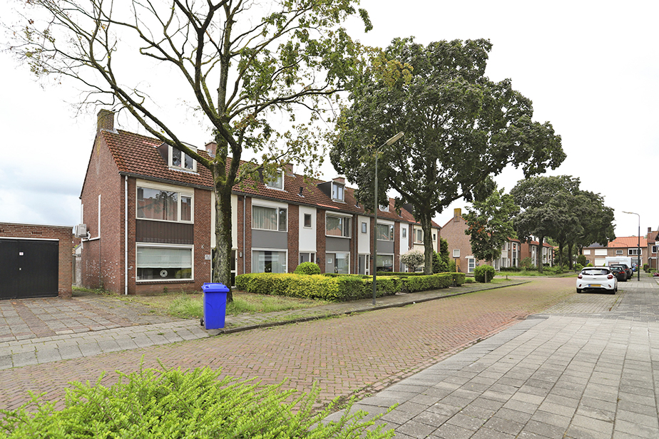 Graaf Albrechtstraat 6