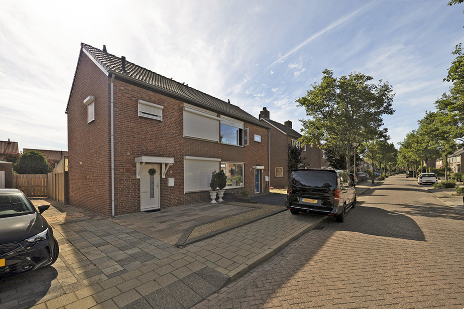 Bernhardstraat 20, 4751 BP Oud Gastel, Nederland