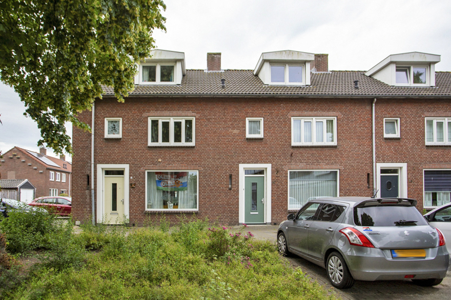 Stadsweg 44, 4931 EE Geertruidenberg, Nederland