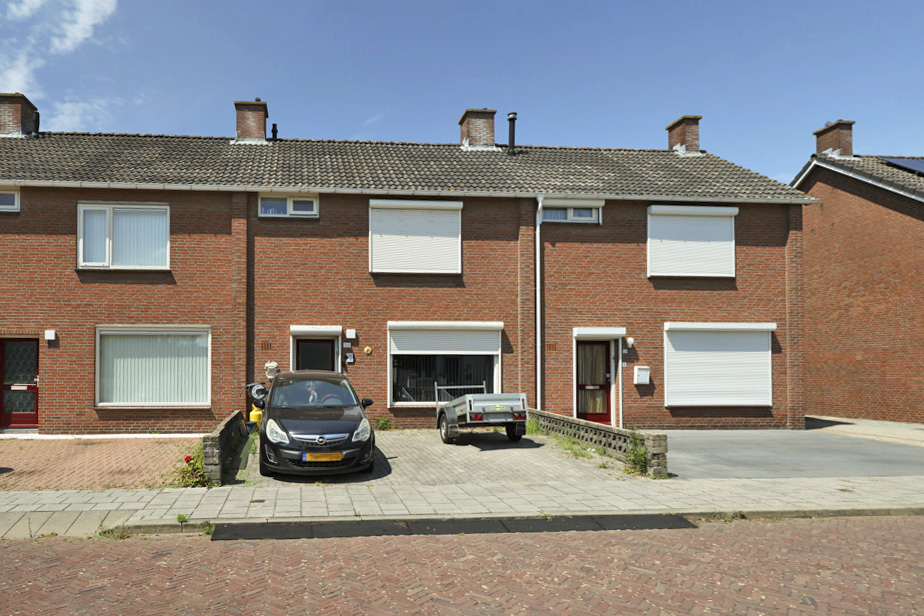 Merelstraat , Sint Willebrord, Nederland