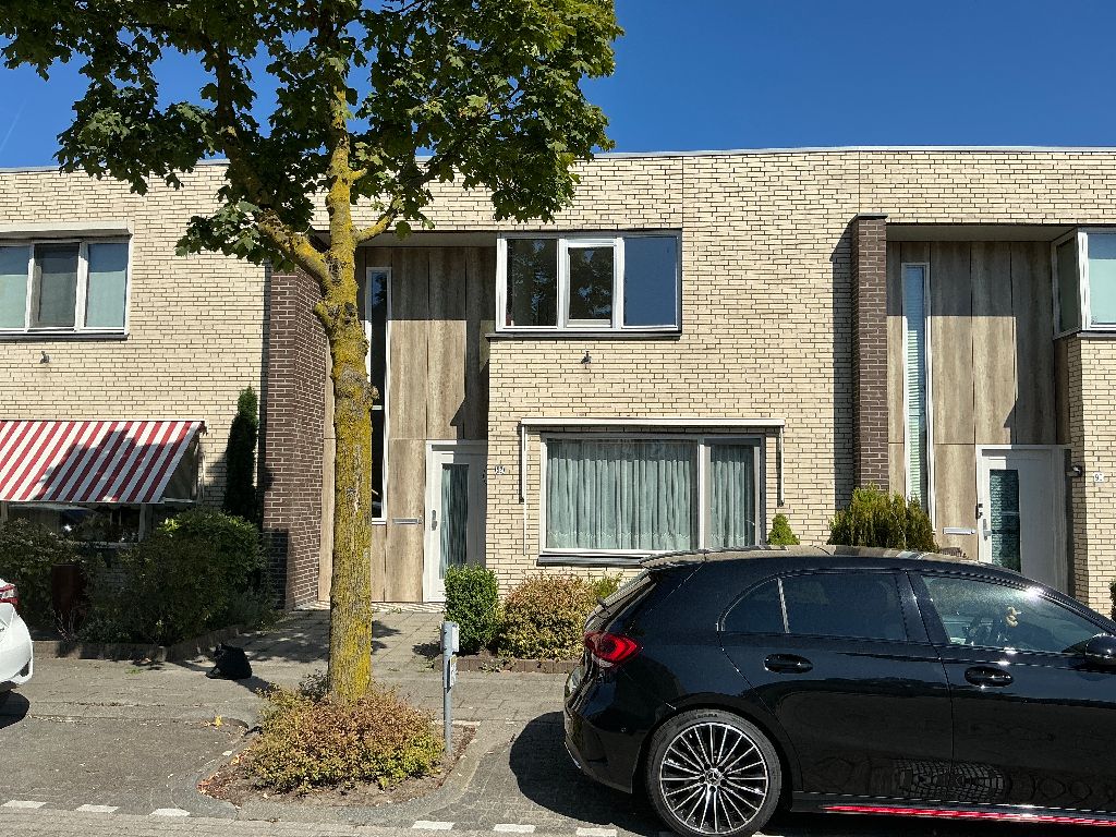 free-sector-houses for rent on Maïsberg 92