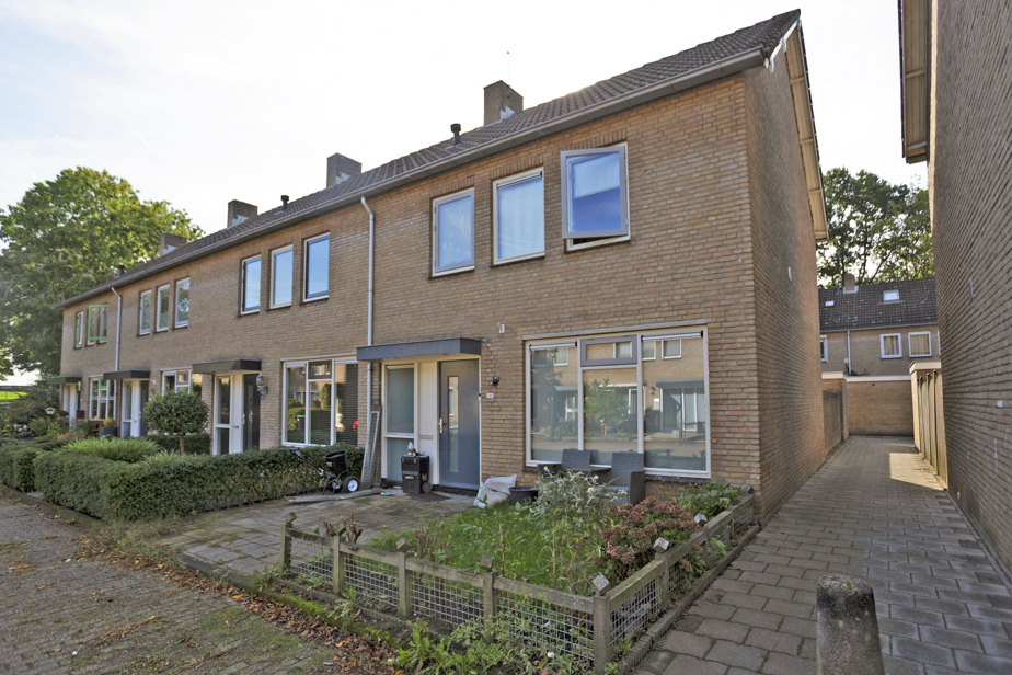 Benraatshoef 140, 4941 TG Raamsdonksveer, Nederland
