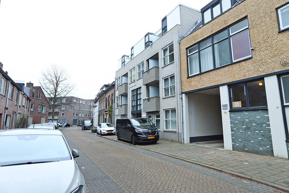 Nieuwe Huizen 31