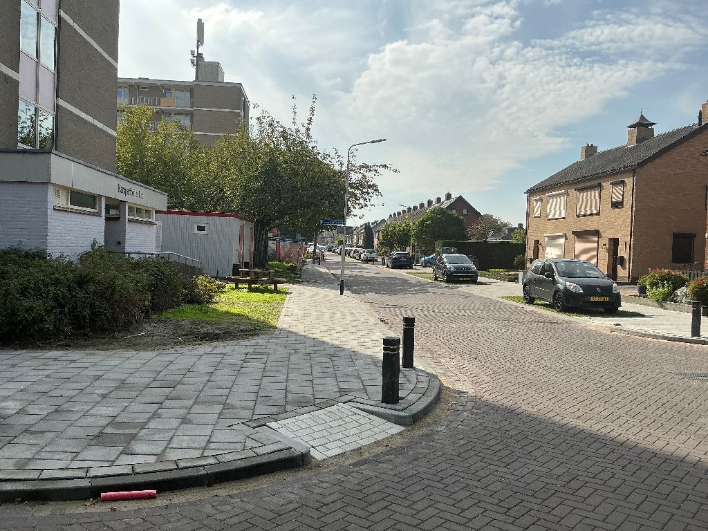 Kamperfoelieflat 27
