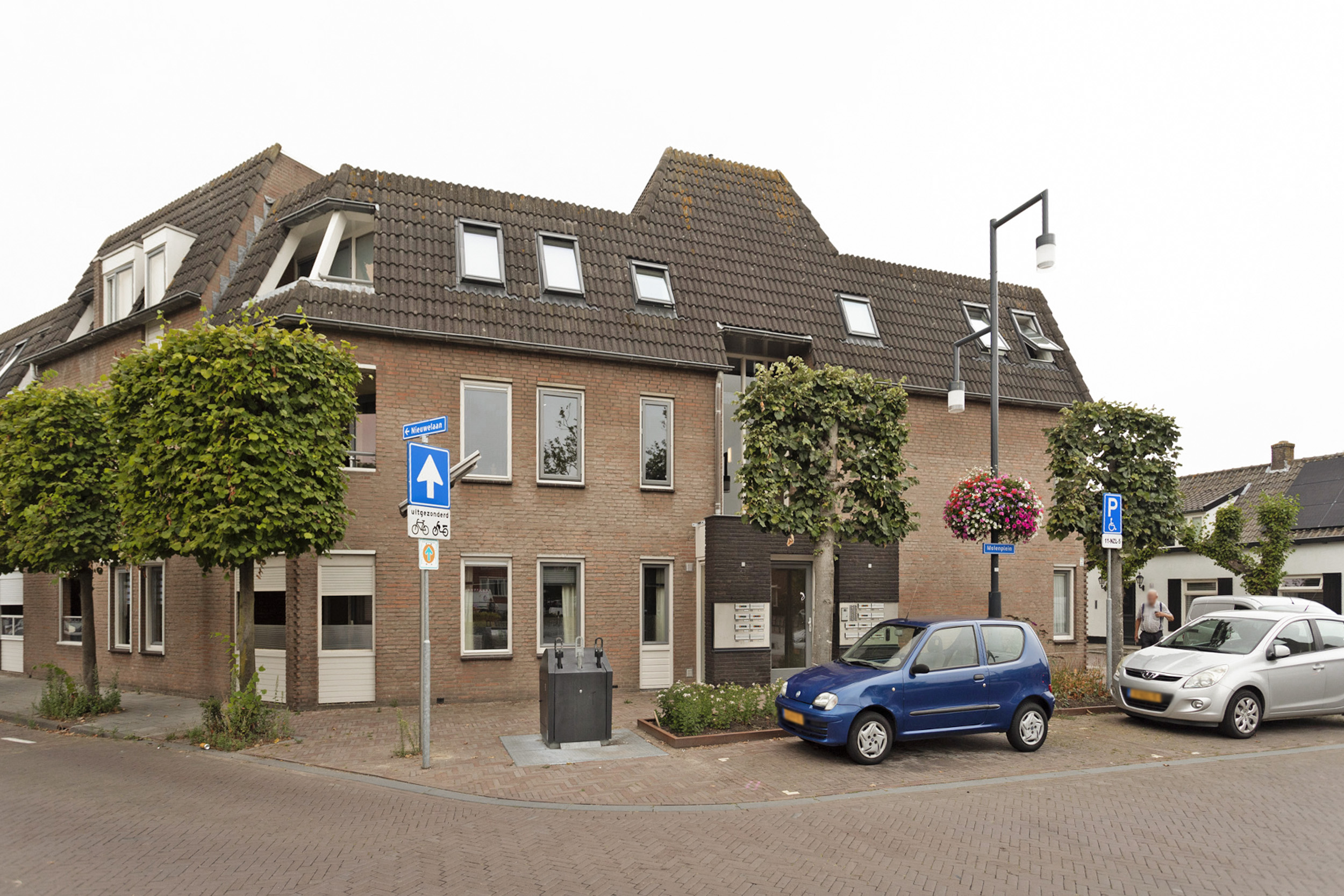 Molenplein 6, 4921 BH Made, Nederland