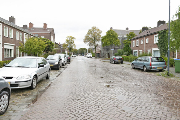 Buys Ballotstraat 12