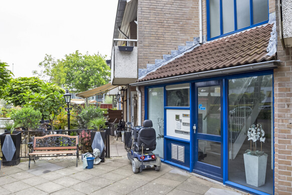 Pastoor Leijtenstraat 1