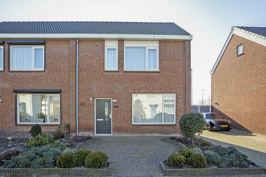 L.P. van Mallandstraat 45, 4754 AM Stampersgat, Nederland