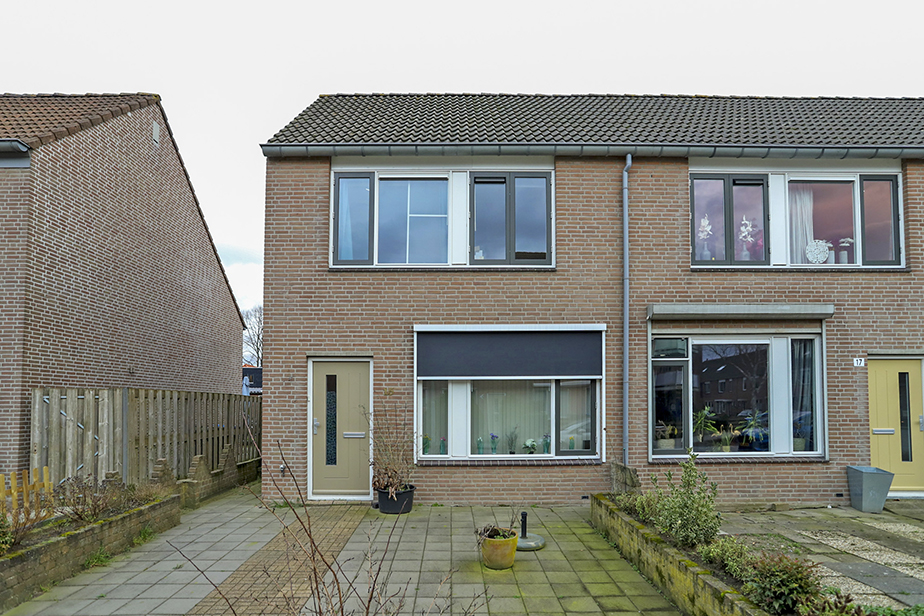 Griendwerkerstraat 15, 4926 HC Lage Zwaluwe, Nederland