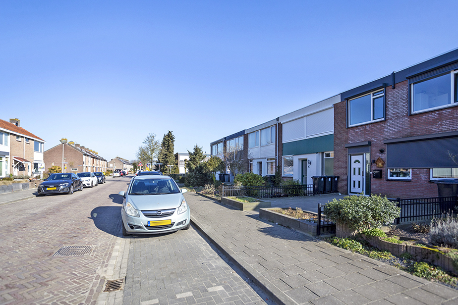 De Genestetstraat 16