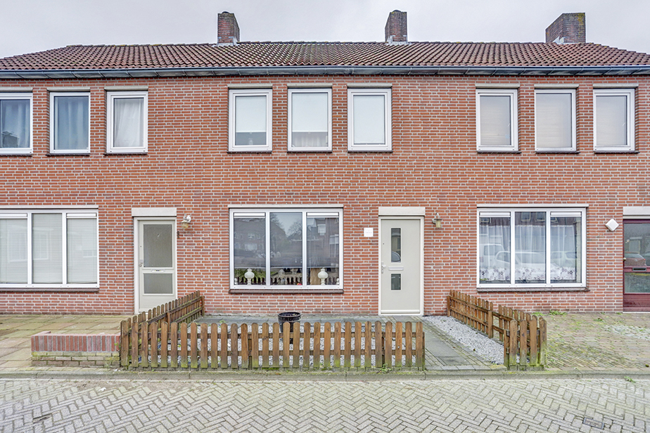 Elzenrijs , 4711 Sint Willebrord, Nederland