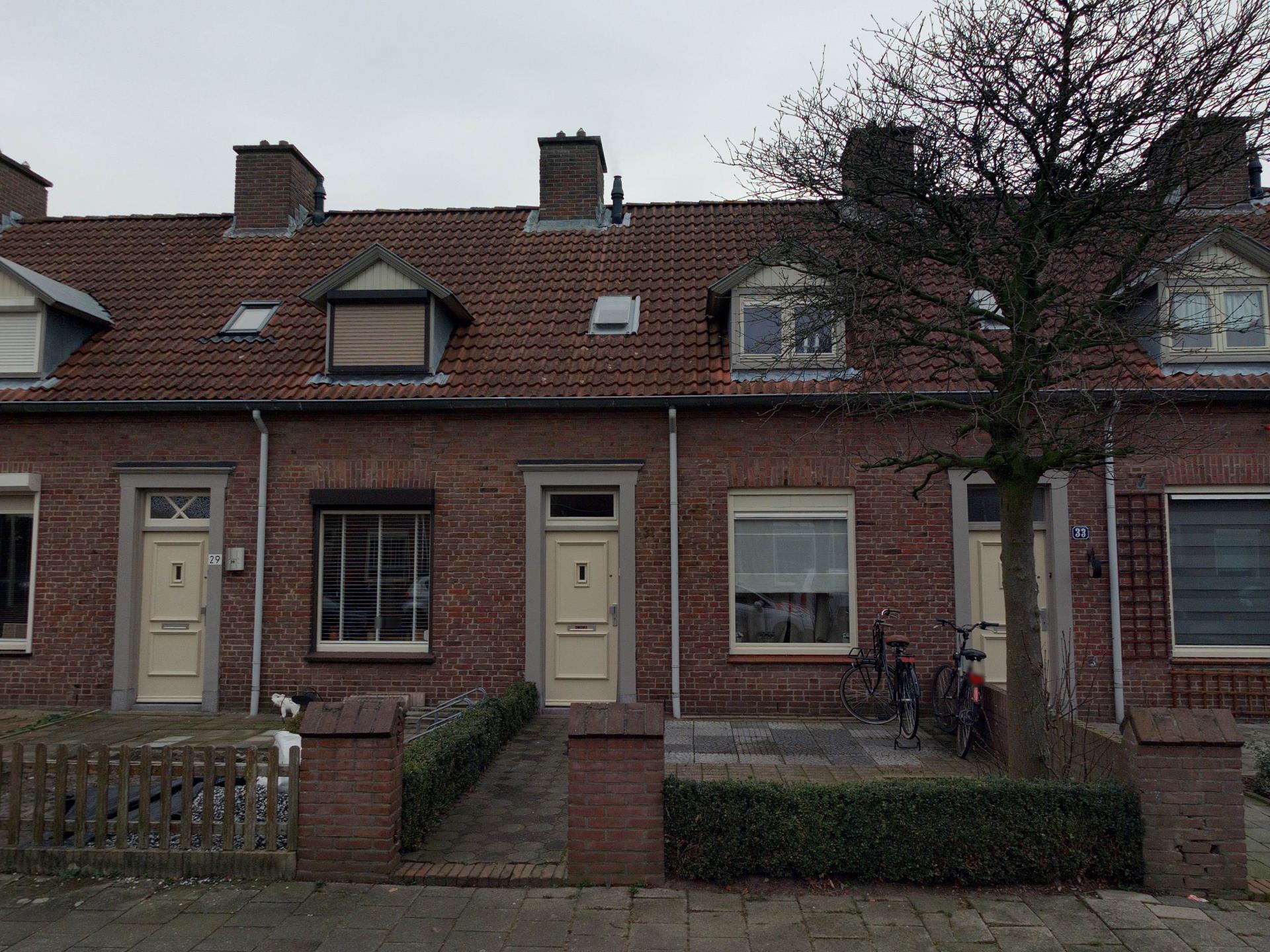Dokter Heijptstraat 31, 4701 EA Roosendaal, Nederland