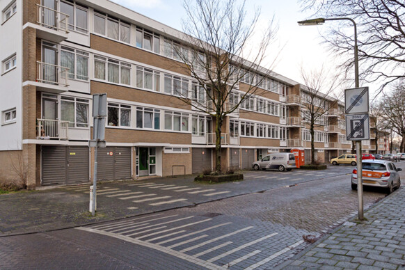 Petrus Dondersstraat 7