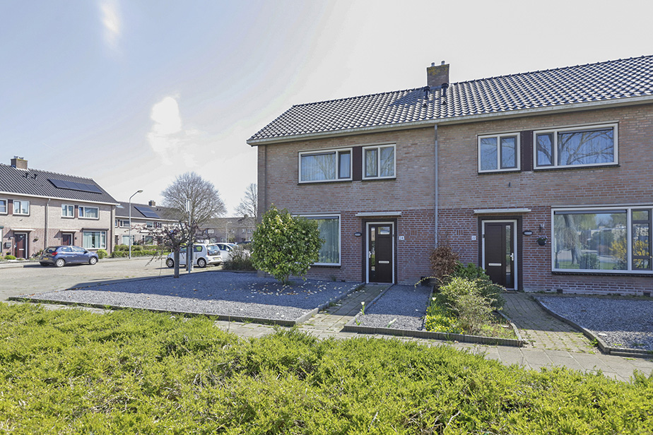Van Heemstralaan 24, 4793 BJ Fijnaart, Nederland