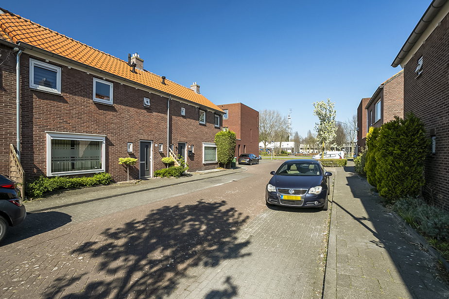 Graaf Engelbrechtstraat 4
