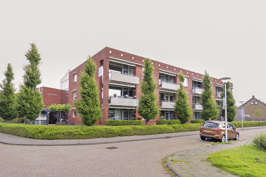 Burgemeester Meester H. Popstraat 17, 4671 EP Dinteloord, Nederland