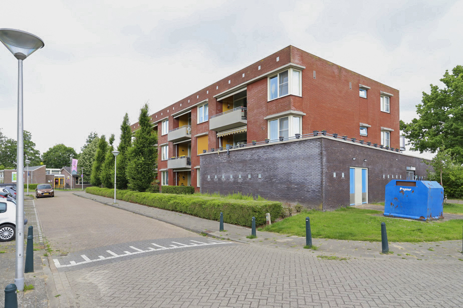 Burgemeester Meester H. Popstraat 17