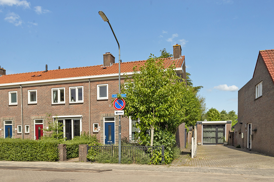 Julianalaan 61, 4902 NL Oosterhout, Nederland