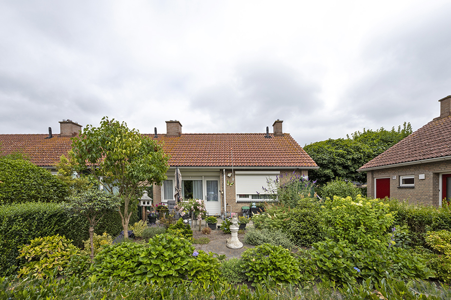 Julianastraat 18, 4715 AT Rucphen, Nederland