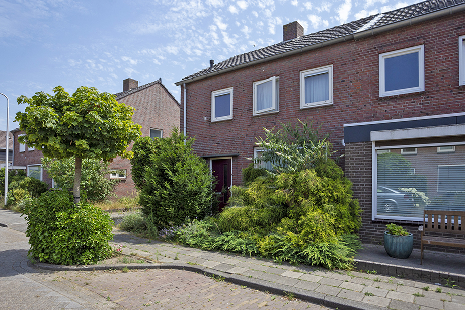 Esdoornstraat 21, 4881 AK Zundert, Nederland