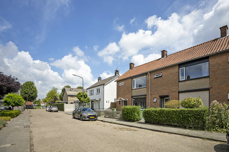 Hoge Weide 26