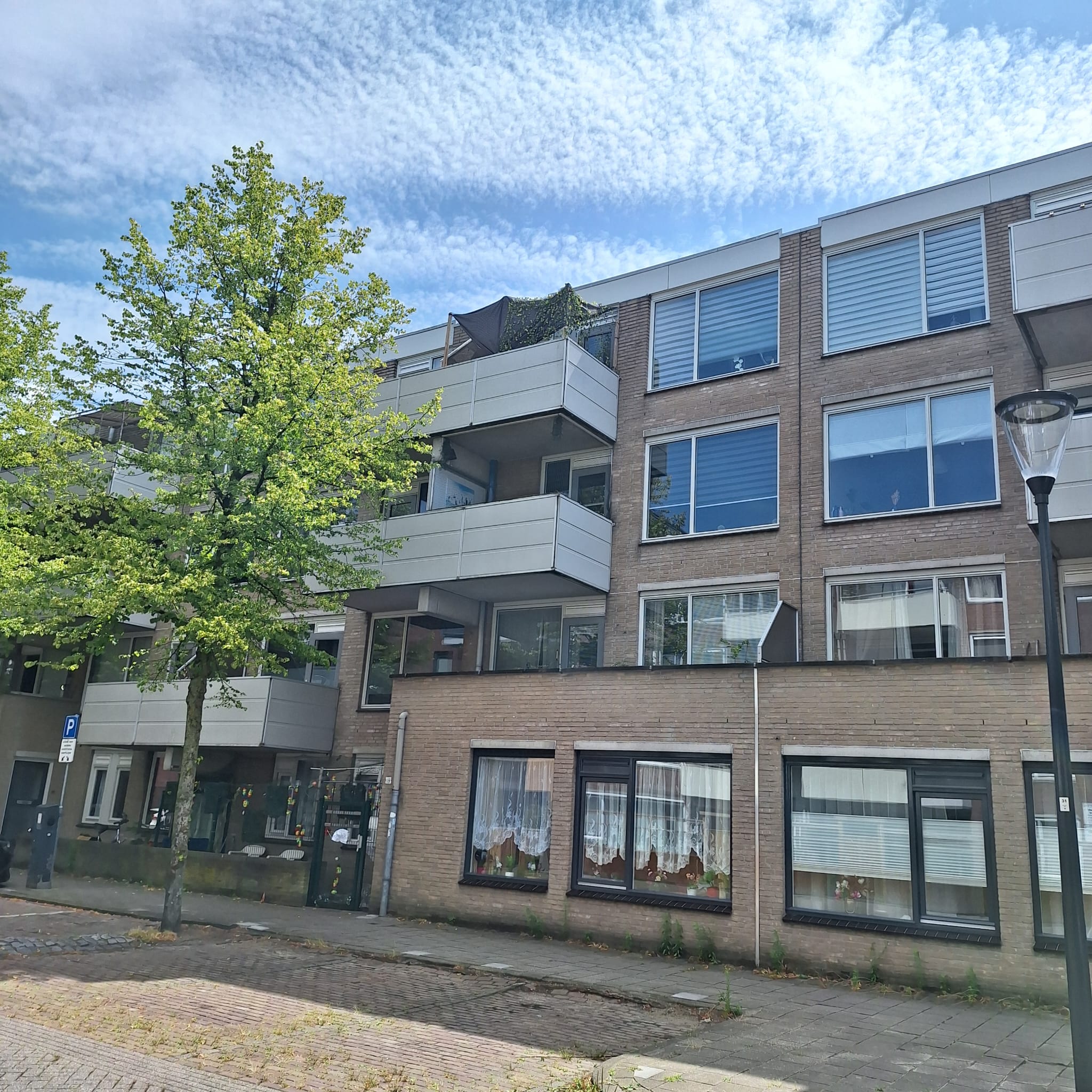 Middellaan 123, 4811 VL Breda, Nederland