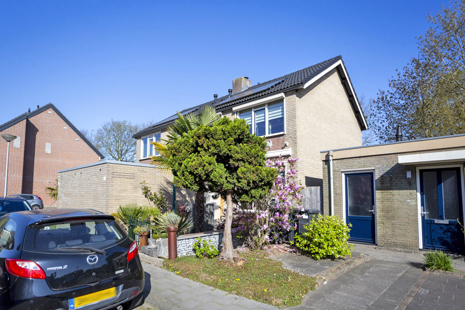 Cellostraat 28, 4876 VP Etten-Leur, Nederland
