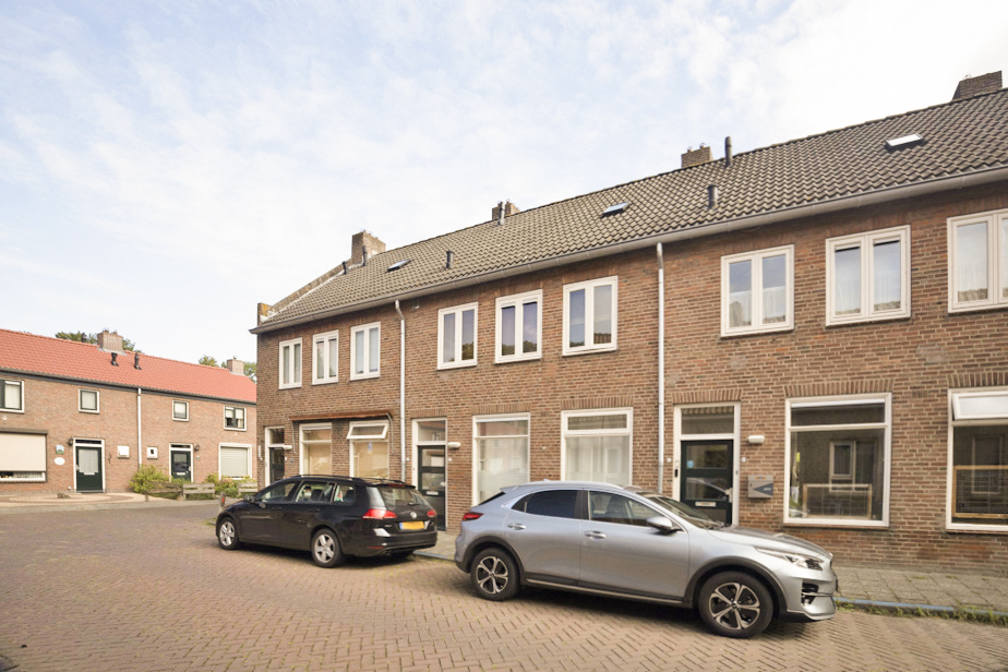 Willem de Zwijgerstraat 10