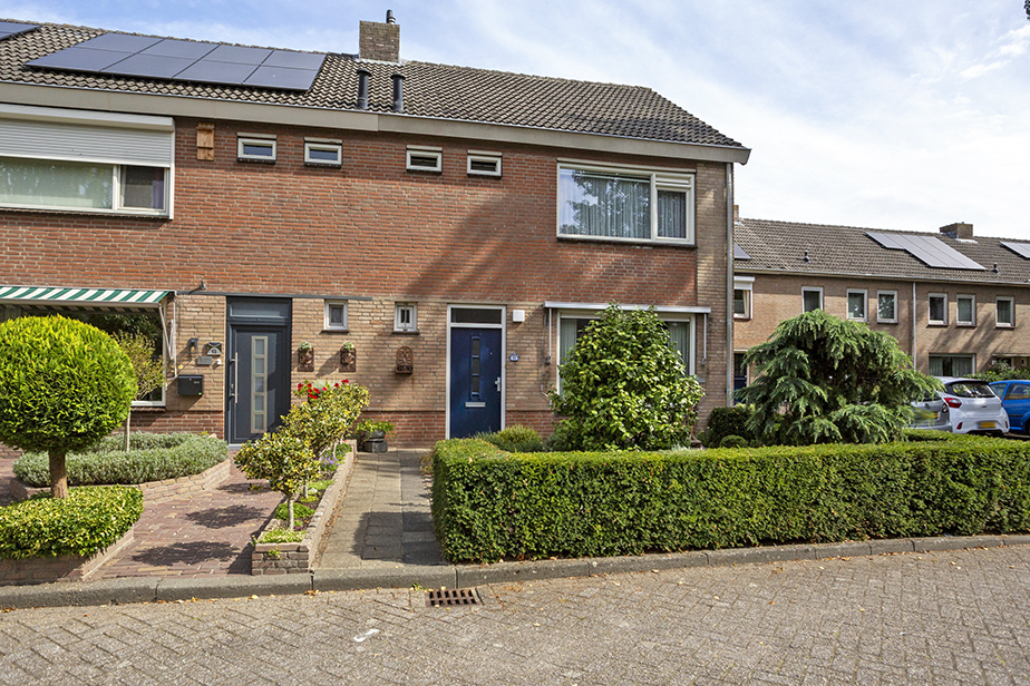 Frisostraat 15, 4891 XW Rijsbergen, Nederland