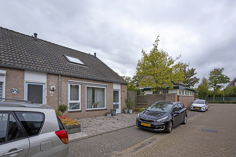 Pastoor van Eekelenstraat 25