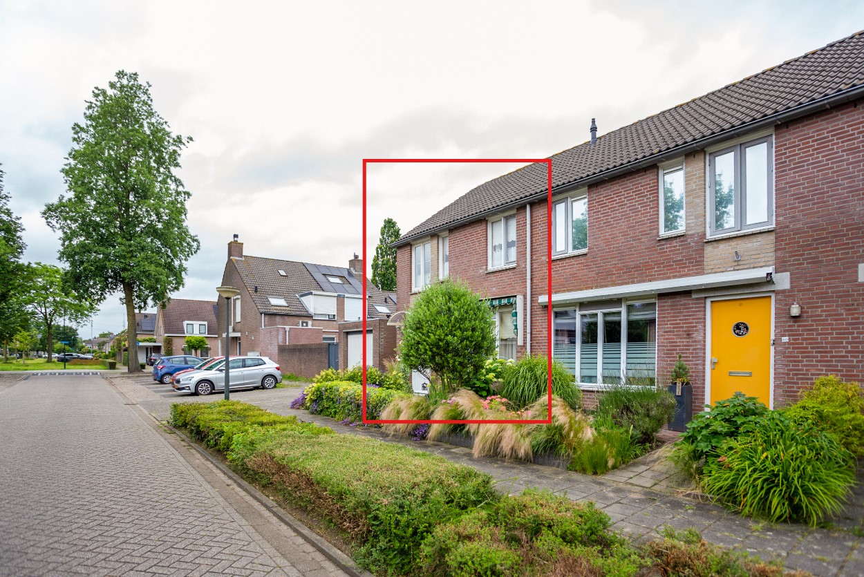Roemer Visscherstraat 62, 4942 DE Raamsdonksveer, Nederland