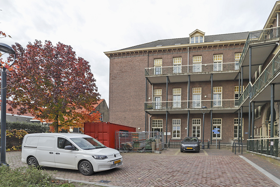 Saint Louisplein 6, 4731 PK Oudenbosch, Nederland