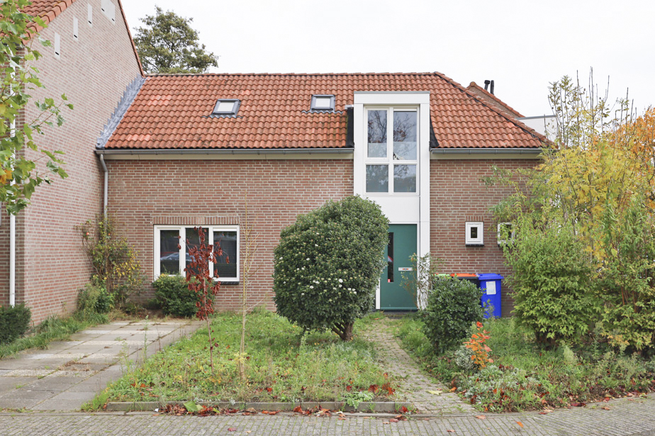 Hoge Donk 75, 4942 BC Raamsdonksveer, Nederland