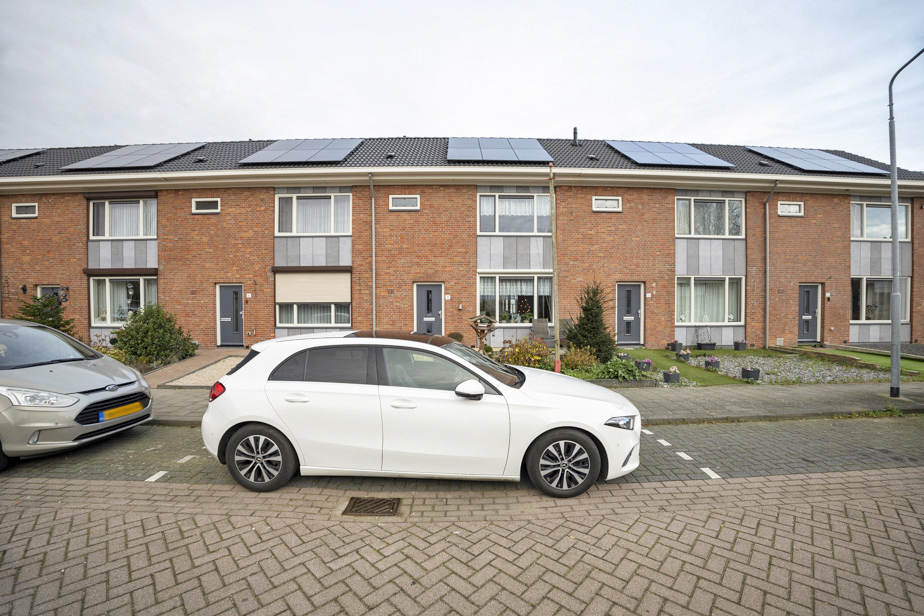 Klaverstraat 8, 4781 AV Moerdijk, Nederland