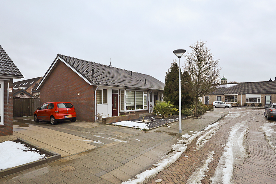 Prins Bernhardstraat 4