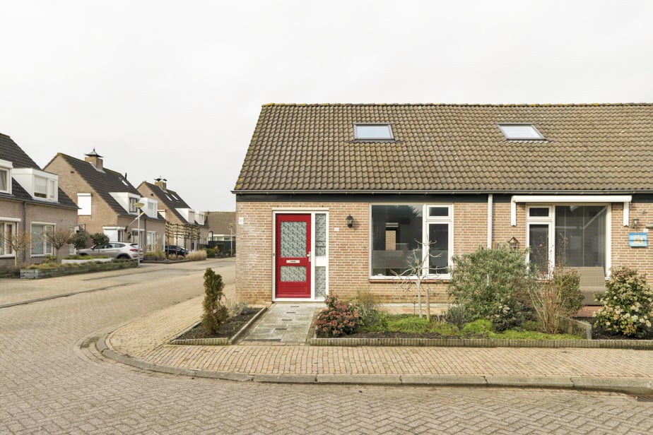 Ridderzwam 12, 4758 CC Standdaarbuiten, Nederland