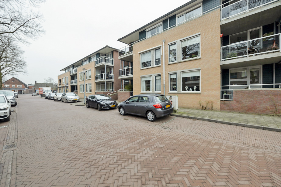 Jack van Gilsplein 13