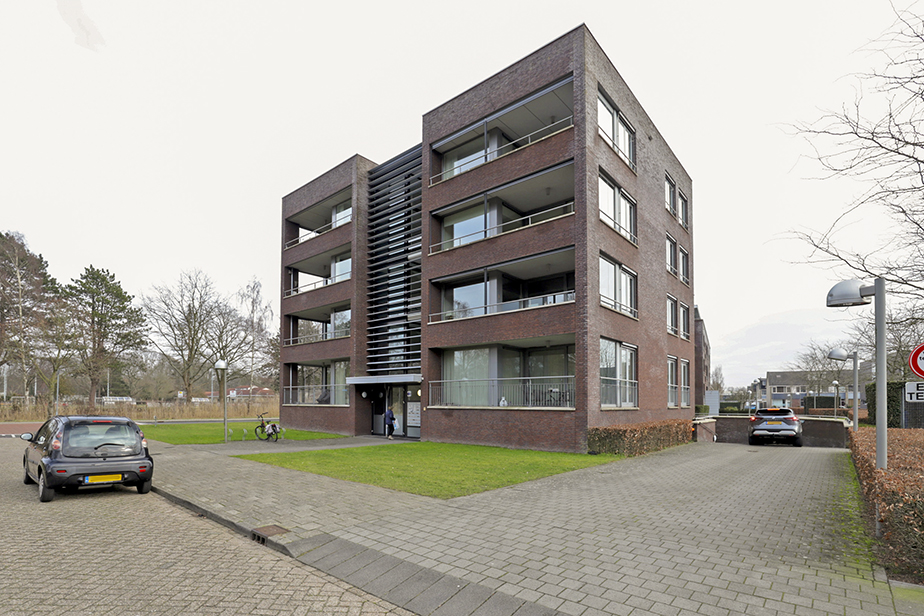 Marinus de Jongstraat 1B