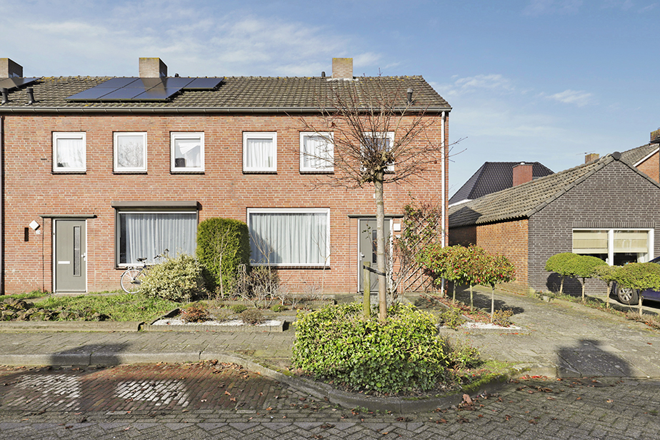 Esdoornstraat 22, 4881 AL Zundert, Nederland