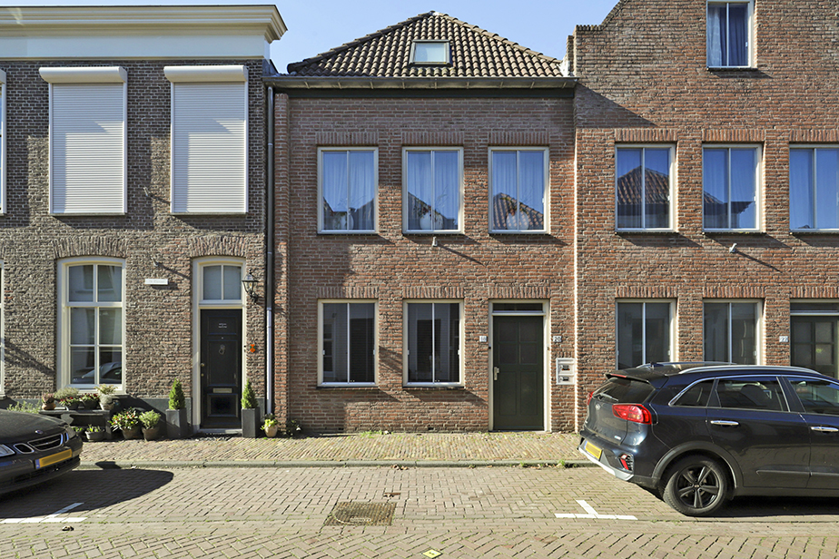 Dordtsestraat 20, 4931 BB Geertruidenberg, Nederland