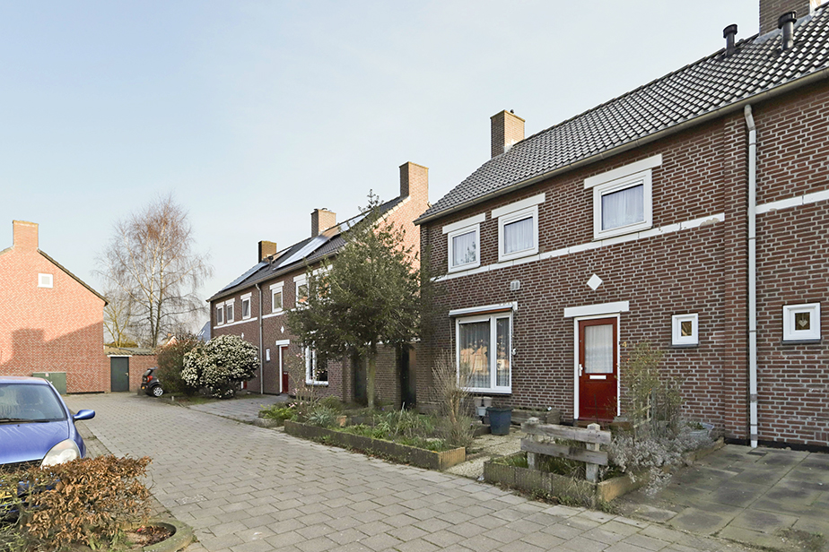 Raadhuisstraat 4