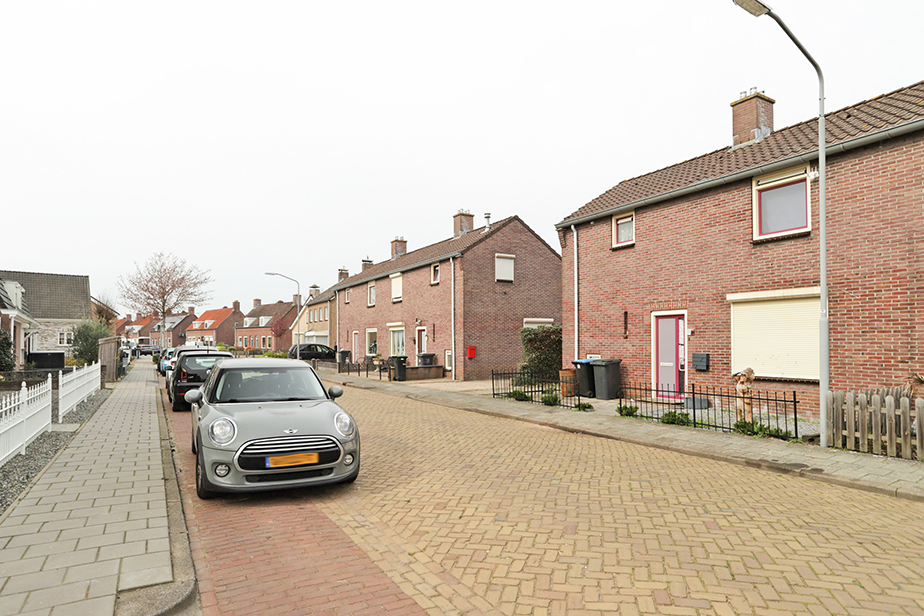 Antwerpsestraat 12, 4921 DE Made, Nederland