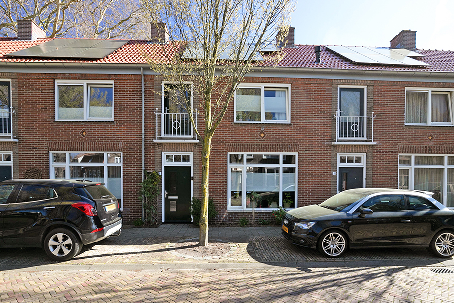 Julianastraat 6, 4931 CW Geertruidenberg, Nederland