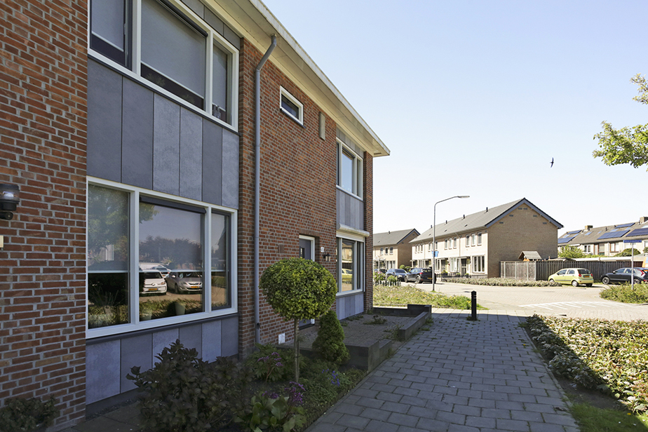 Koning Gustaaf Adolfstraat 45