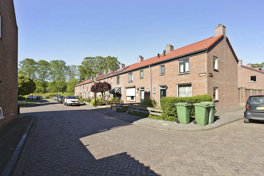 Kazernestraat 2