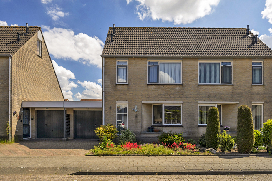 De Vlaskam 13, 4671 KP Dinteloord, Nederland