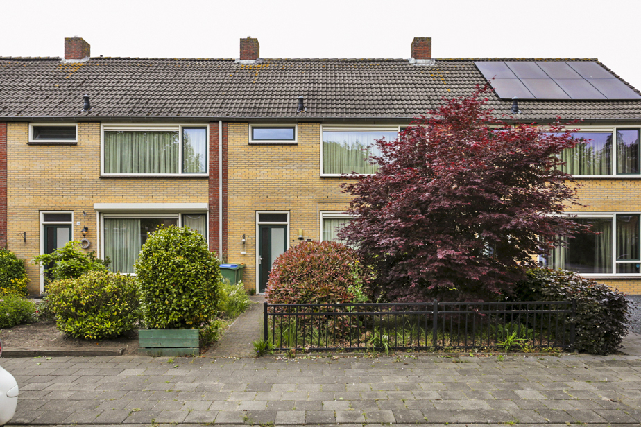 free-sector-houses for rent on Geestland 12