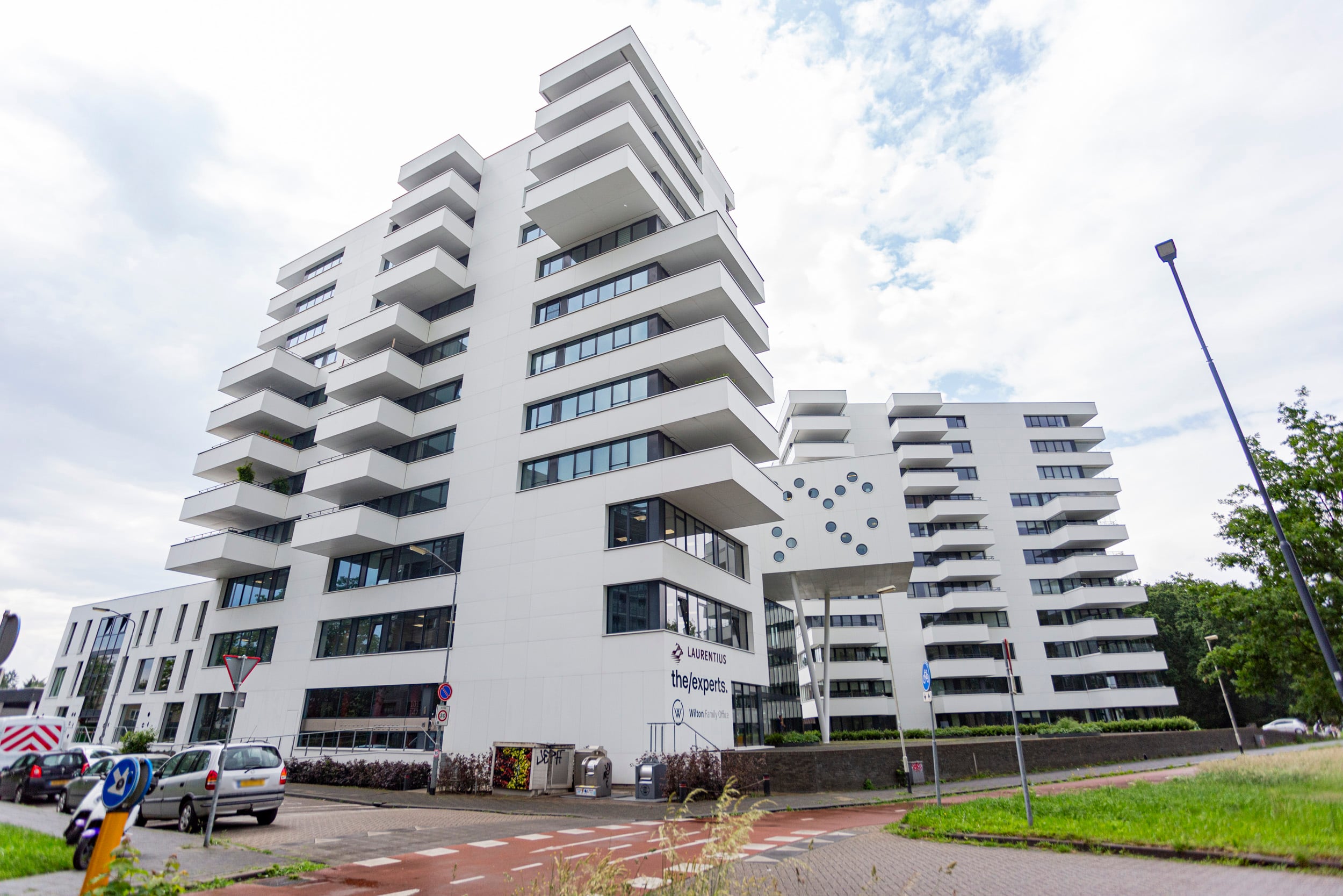 appartementen te huur op Mathenessestraat 139